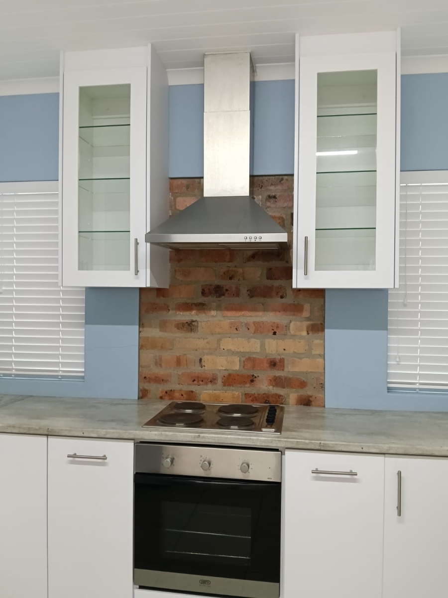 To Let 3 Bedroom Property for Rent in Sandbaai Western Cape